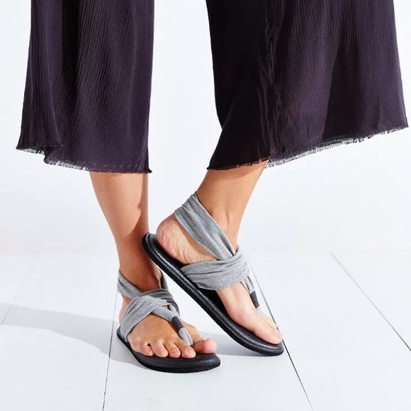 Sanuk Shoes - NEW Sanuk Black Gray Yoga Sling 2 Sandals Flats 10